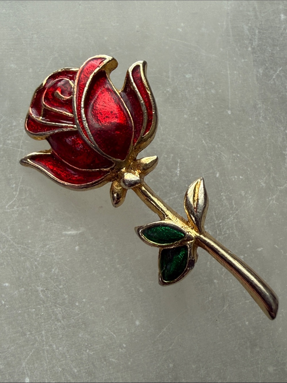 Free with bundle Gold-Tone Red Rose Brooch Pin with Green Enamel Leaves Craft